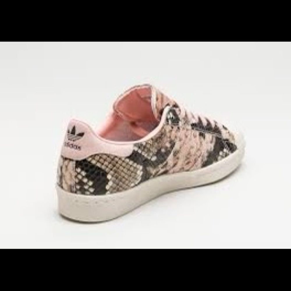 ADiDAS pink snakeskin sneakers. Size 5 women’s - Picture 2 of 7